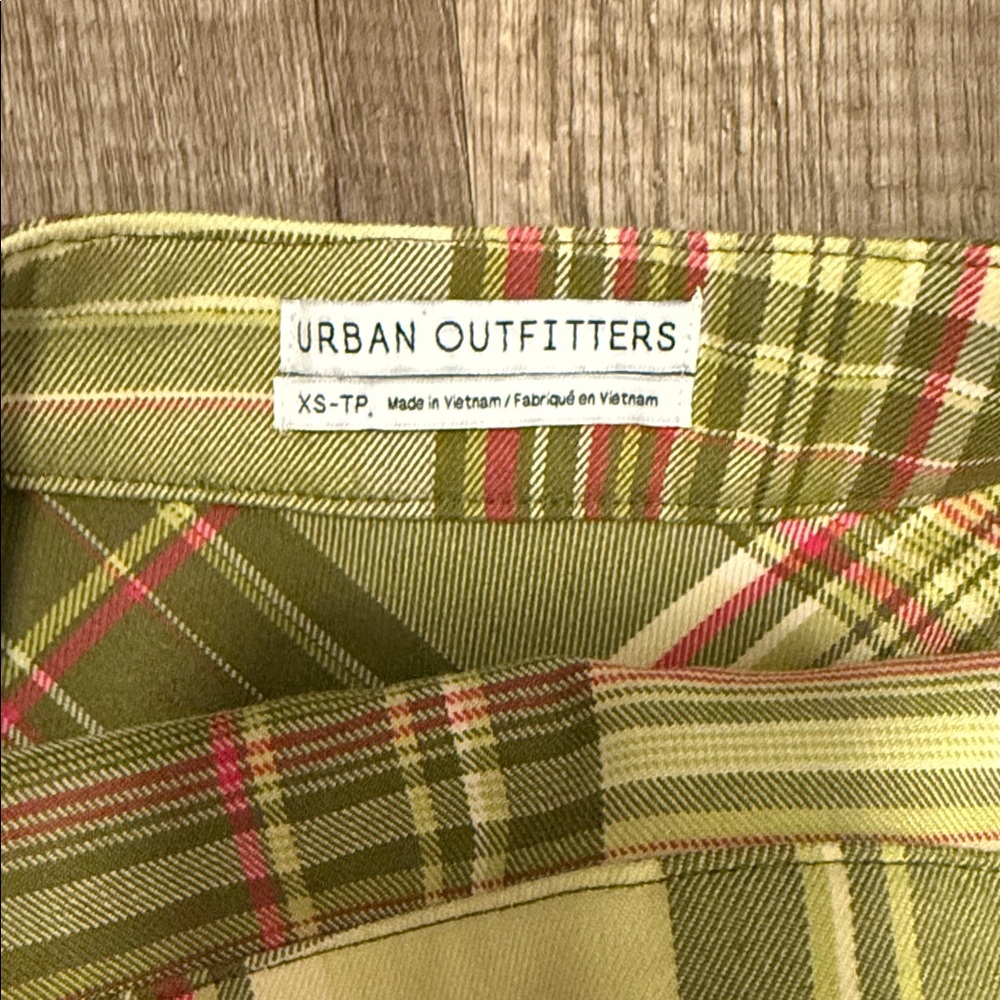 Urban Outfitters XS Plaid A-Line Skirt in Green and Yellow - Picture 3 of 4